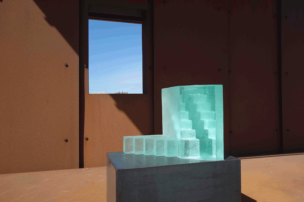 Ann Wolff DROTTEN - sculpture glass